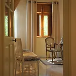 La Maison De Rhodes & 5*