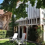 La Maison De Rhodes & 5* Troyes