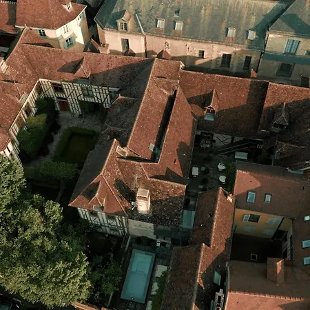 La Maison De Rhodes & Troyes