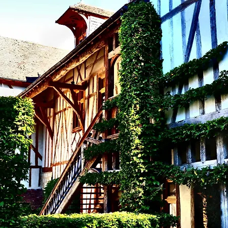 Hotel La Maison De Rhodes&spa Troyes
