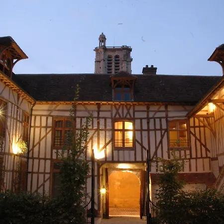 La Maison De Rhodes &