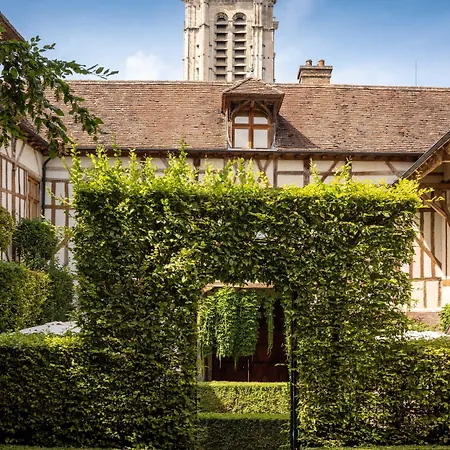 Hotel La Maison De Rhodes&spa Troyes