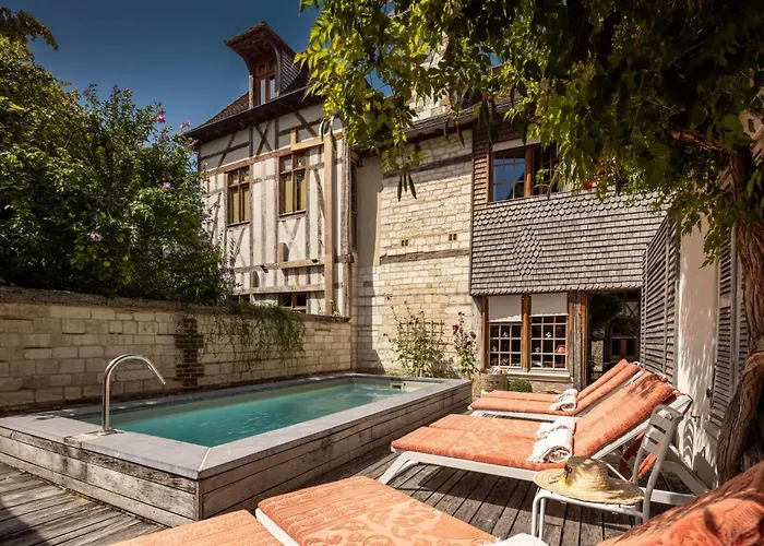 La Maison De Rhodes & 5*