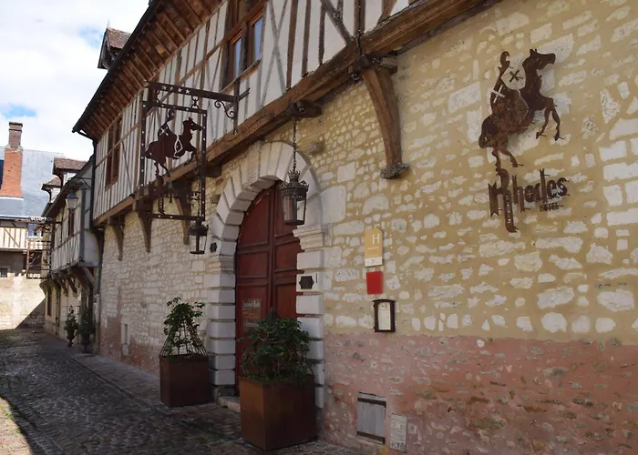 La Maison De Rhodes & Hotel Troyes