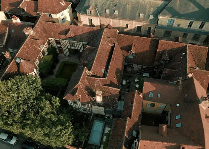 La Maison De Rhodes & Troyes