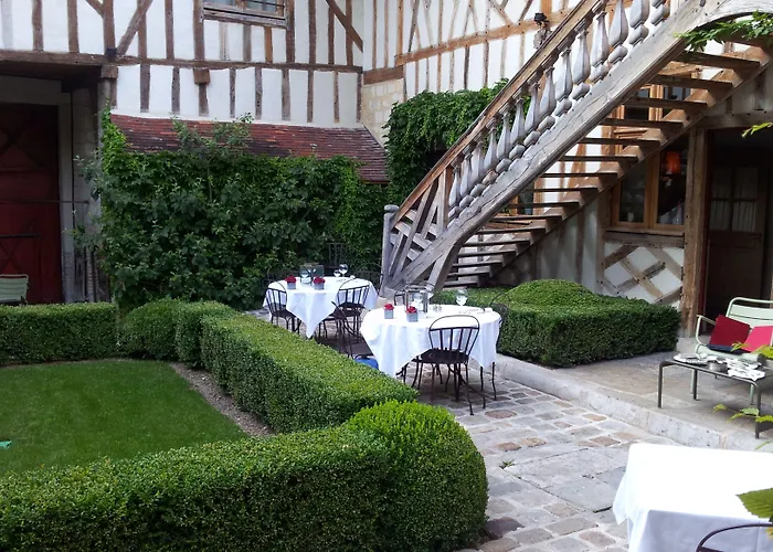 La Maison De Rhodes & 5*